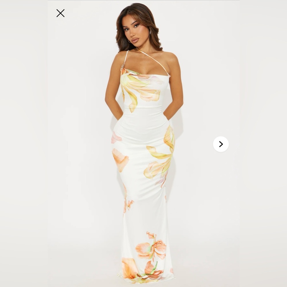 Fashion Nova Summer Romance Floral Maxi Dress